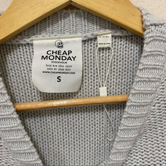 Cheap Monday Damen pull over grey sweater - Picture 3 of 6